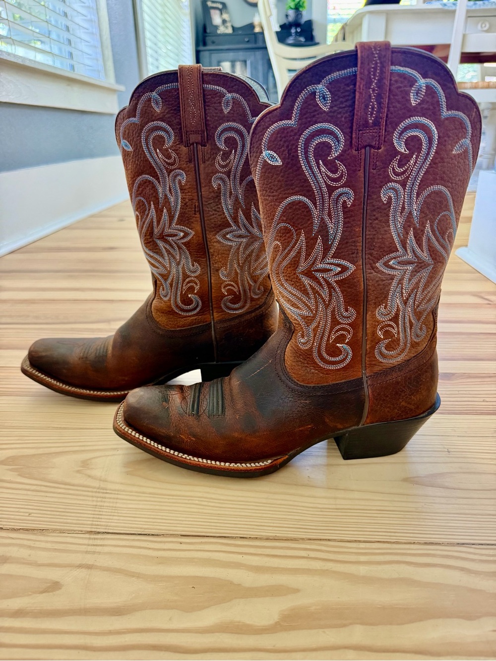 Ariat Brown Leather Western Embroidered Heeled Boots